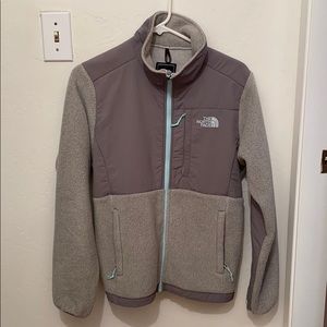 North Face women’s zip-up jacket. Size S.